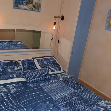 Villa Maison T4 Climatisee, Meublee De Tourisme 2*,6 Couchages, St Pierre La Saint-Pierre-la-Mer (Aude)